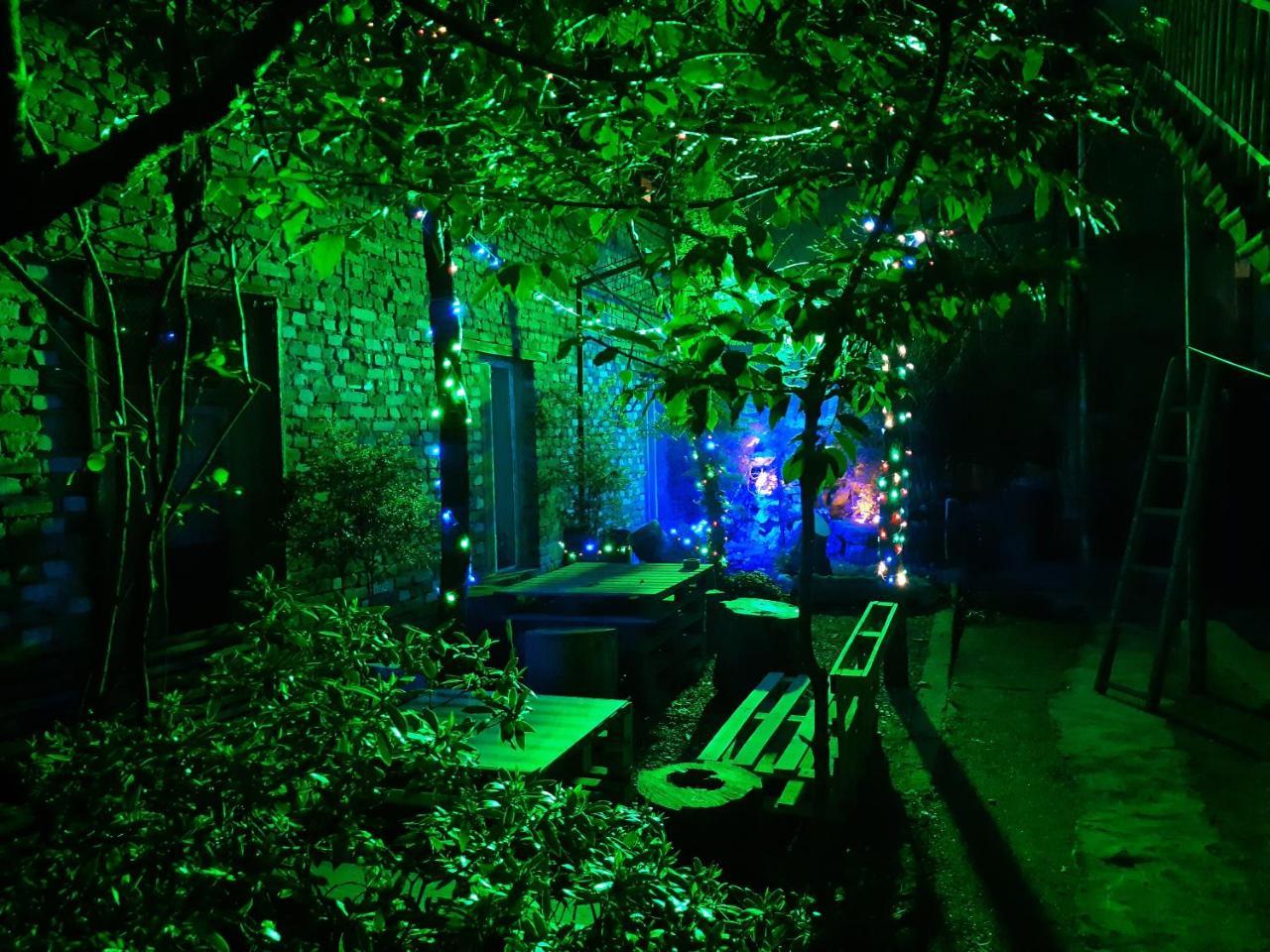 Colors Hostel Tiflis Exterior foto